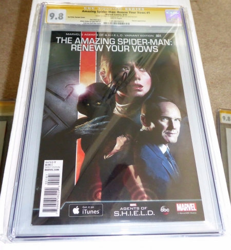 Amazing Spider-Man Renew Your Vows #1 CGC SS Signature 9.8 STAN LEE Venom FDI